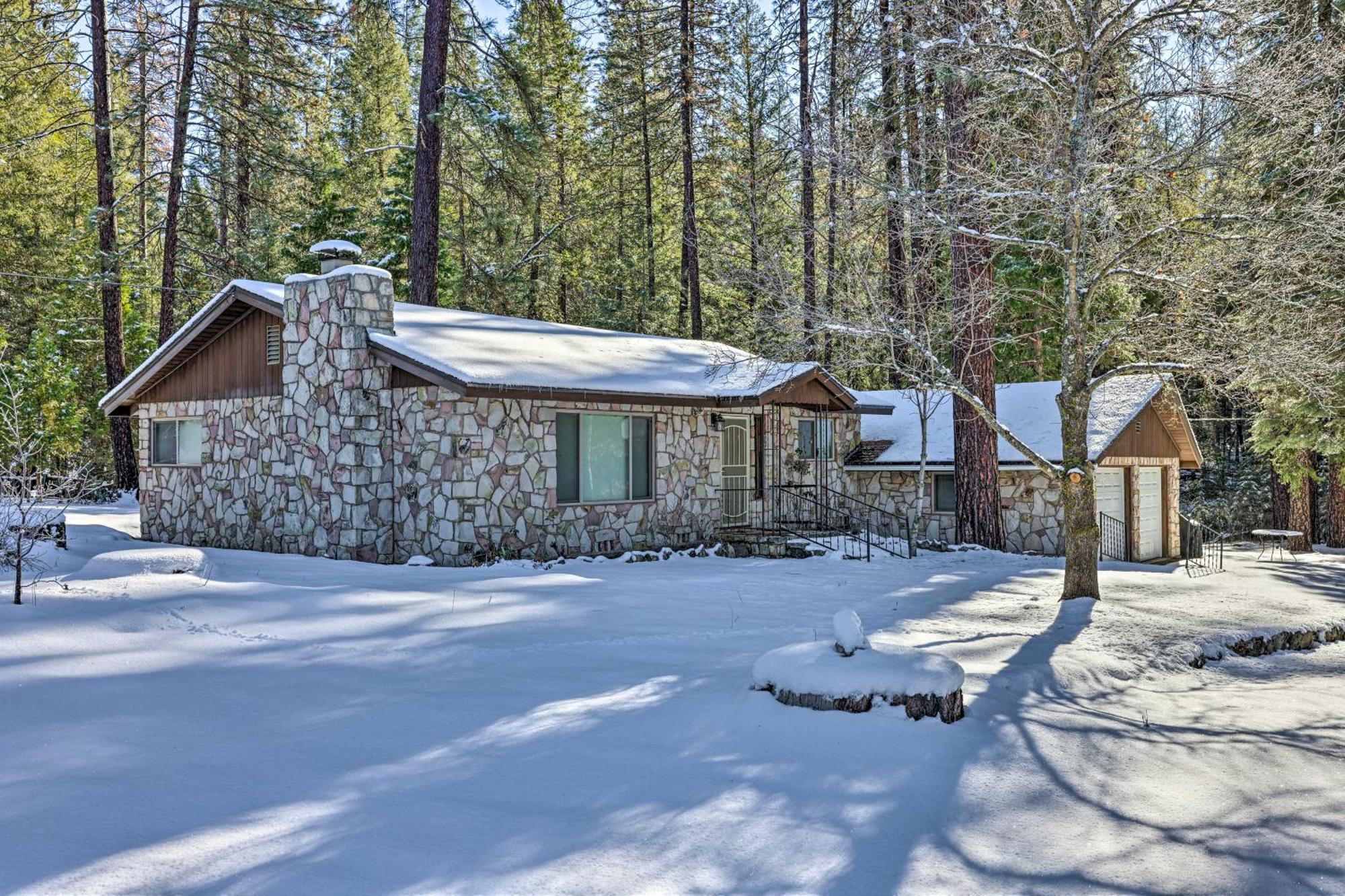 Riverfront Home Near Yosemite National Park! Groveland Εξωτερικό φωτογραφία